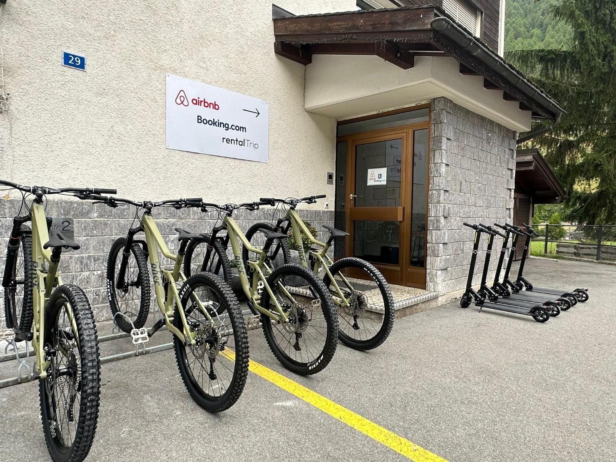 Pure Comfort! Entire Apartment With Abundant Space Near Zermatt With Parking! تاش المظهر الخارجي الصورة